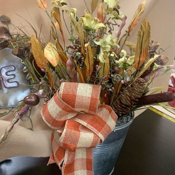 Fall decor. Inv 306 - Picture 3 of 3